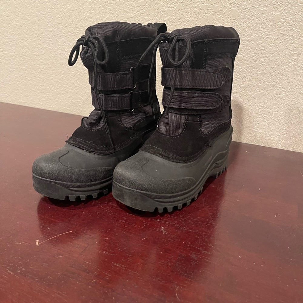 Snow Boots